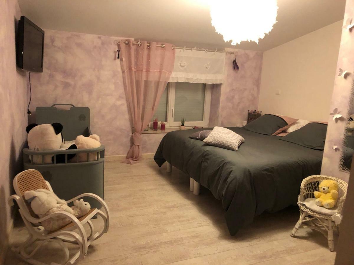Communay Gablys Chambres Екстериор снимка