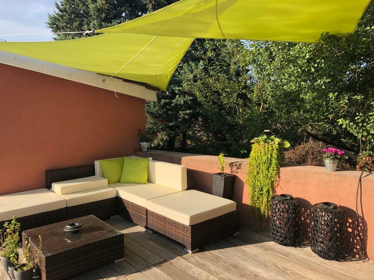 Communay Gablys Chambres Екстериор снимка